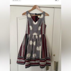 Maeve Burgundy and Black Geometric Midi Dress with pockets size 4
